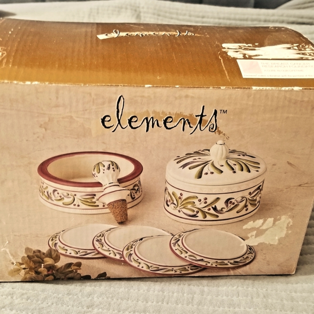 Winter Laurel wine gift set